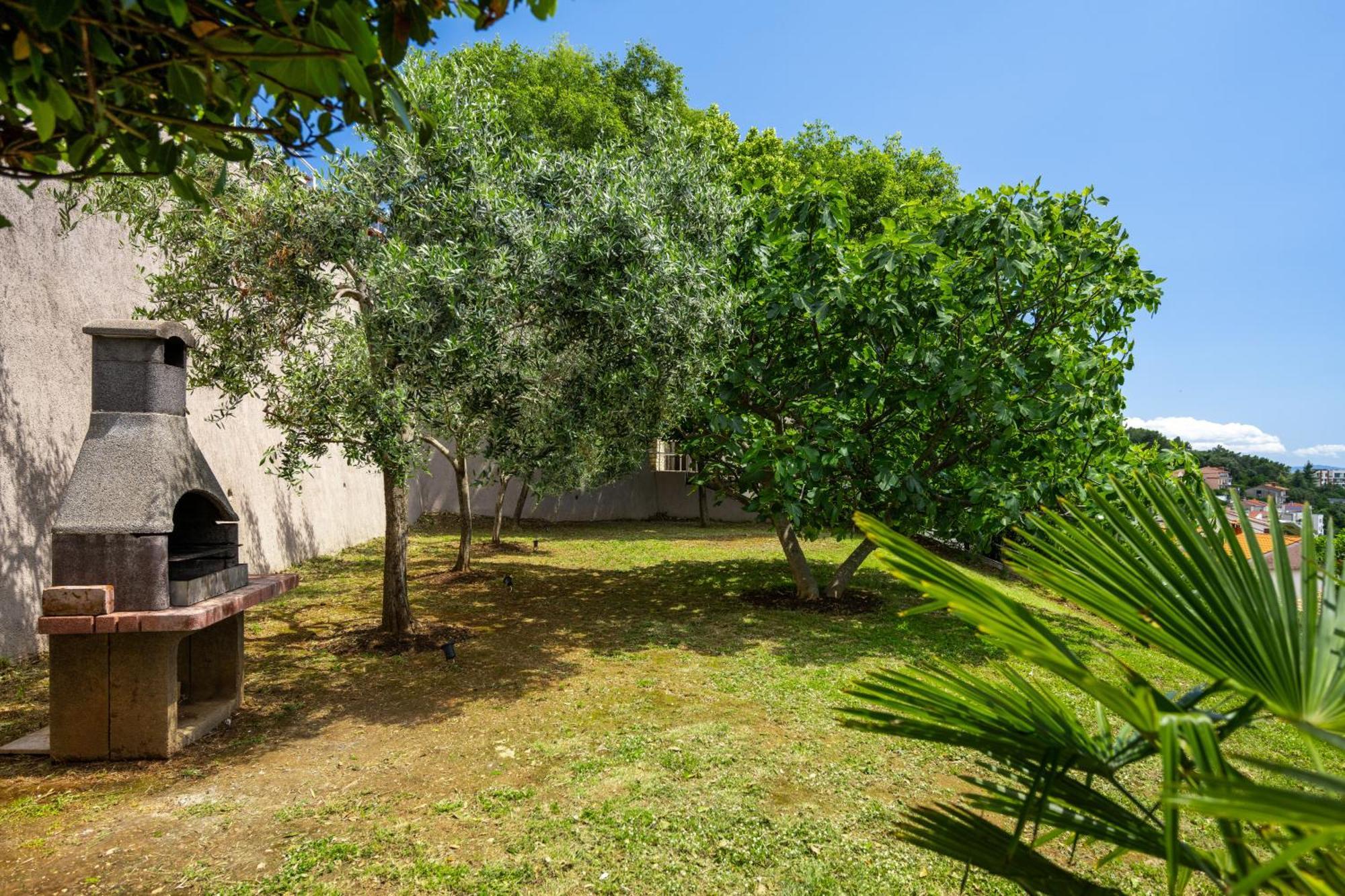 Apartment Zulijani Helis B5 Rabac Exterior foto